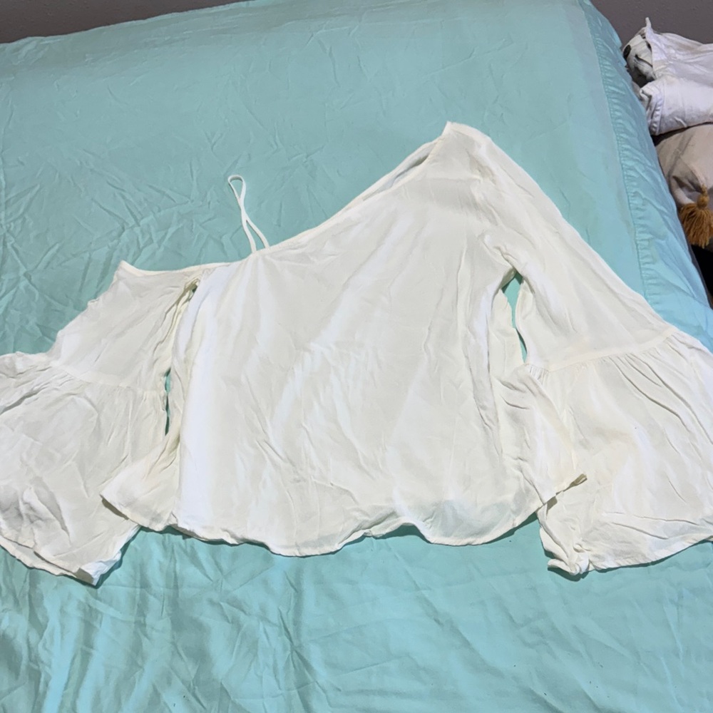 Leith Cream Off-Shoulder Top